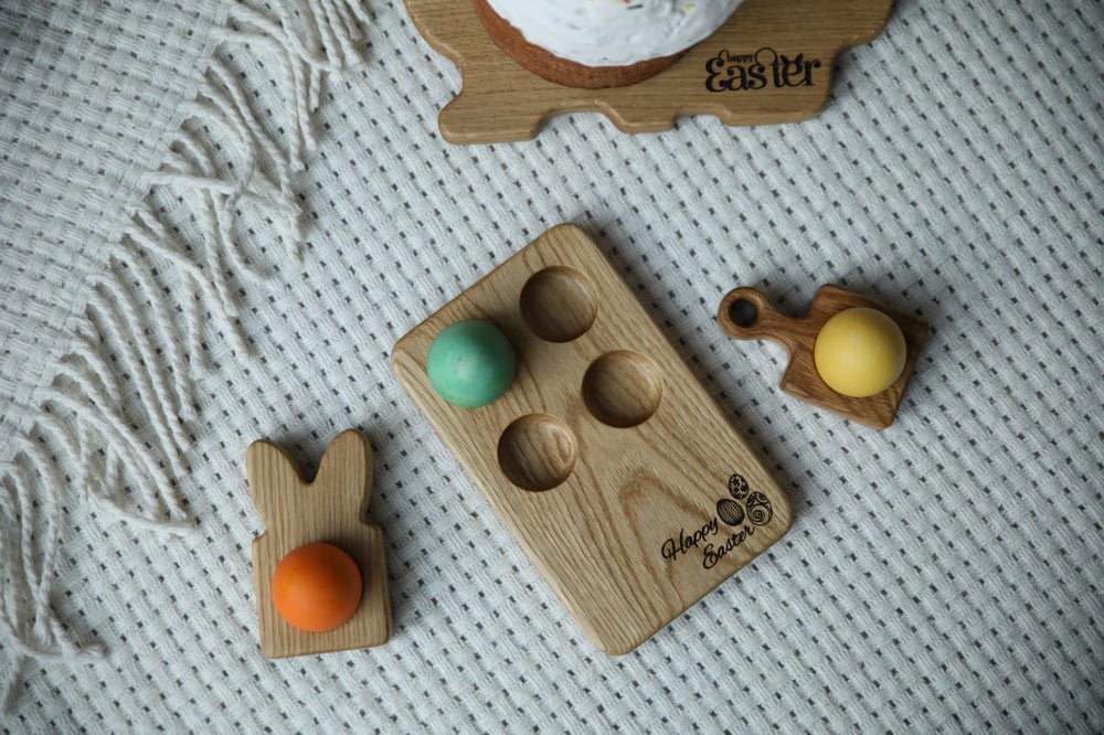 Rustic-wooden-egg-tray-designed-for-festive-egg-displays