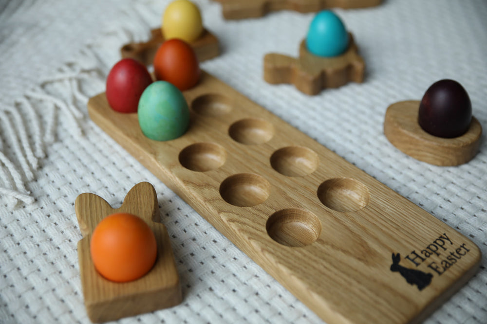 Rustic-wooden-egg-tray-designed-for-festive-egg-displays
