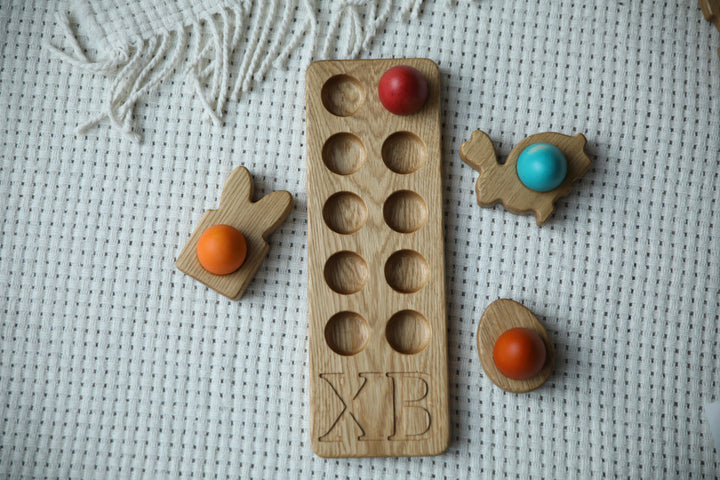 Rustic-wooden-egg-tray-designed-for-festive-egg-displays