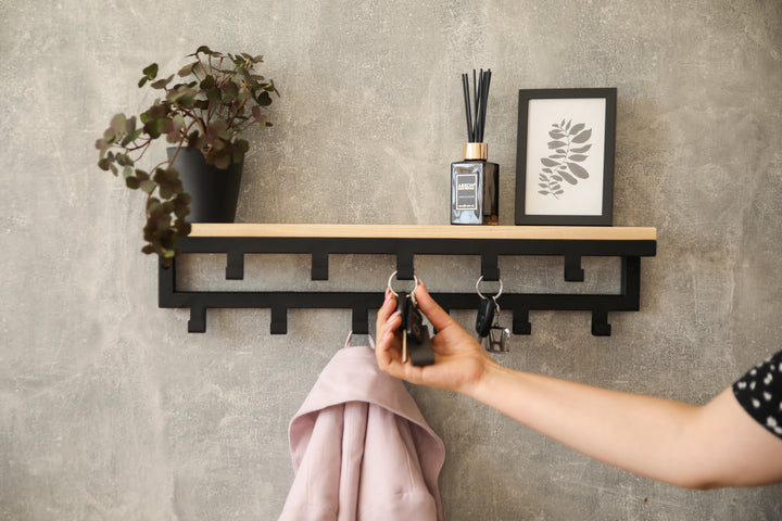 сompact-and-lightweight-metal-shoe-stand-for-easy-organization