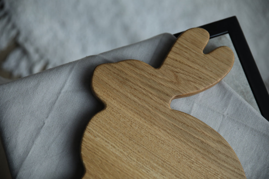 Easter Wooden Cake Stand - Engraving Serving Board