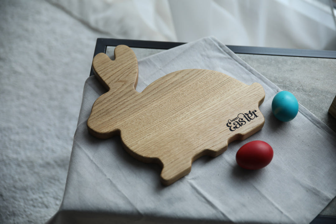 Easter Wooden Cake Stand - Engraving Serving Board