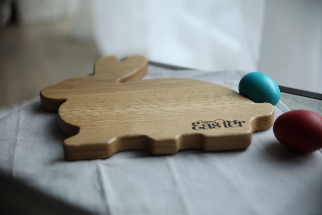 Easter Wooden Cake Stand - Engraving Serving Board