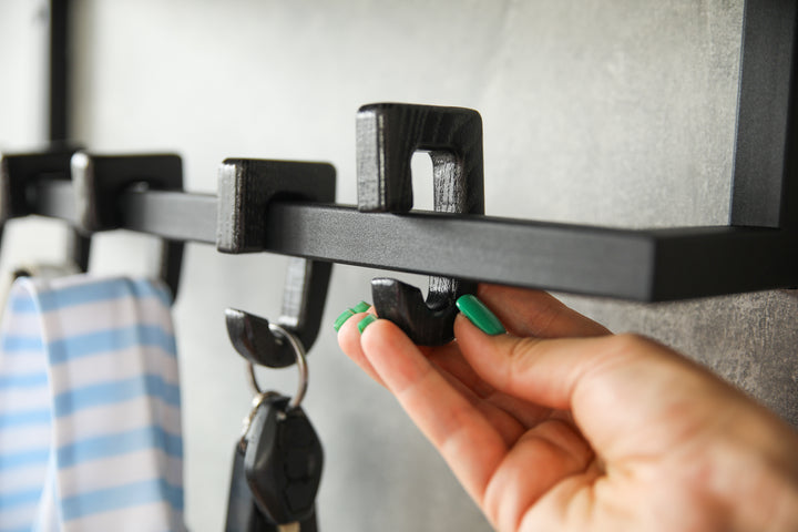 The-perfect-decor-for-your-hallway-Stylish-and-sturdy-coat-rack