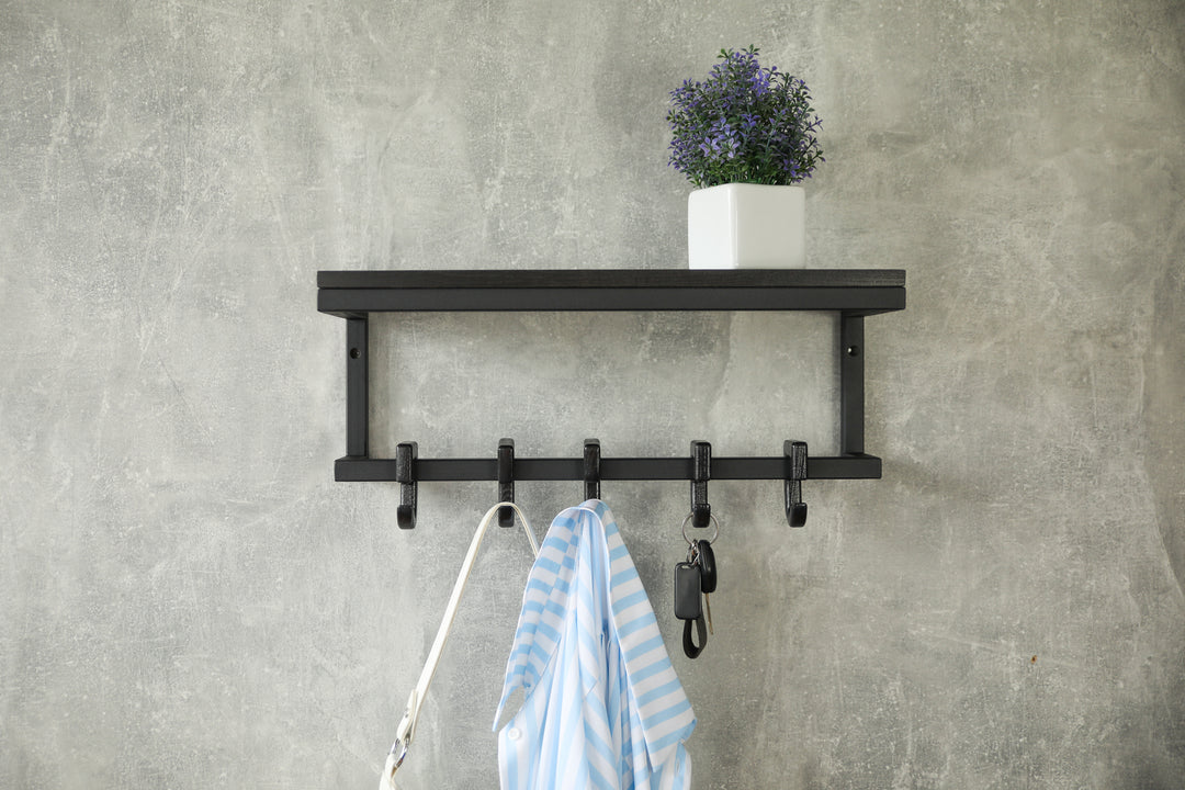 The-perfect-decor-for-your-hallway-Stylish-and-sturdy-coat-rack