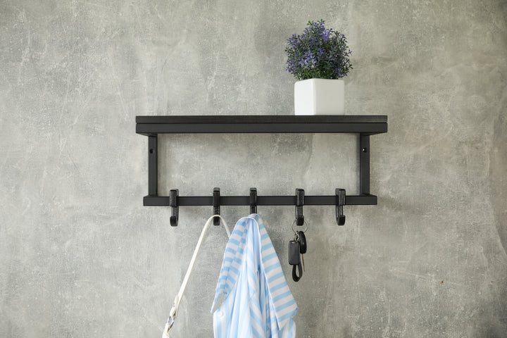 The-perfect-decor-for-your-hallway-Stylish-and-sturdy-coat-rack