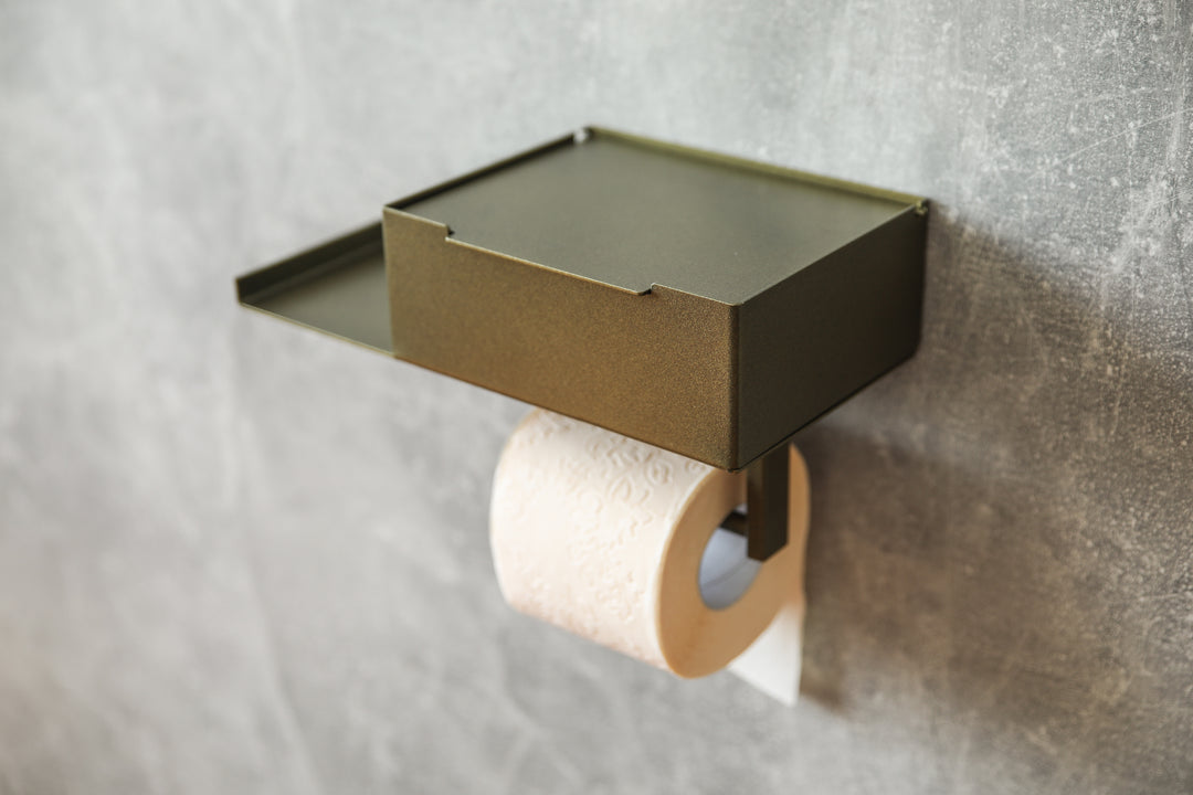 Elegant-metal-toilet-paper-holder-for-contemporary-bathrooms
