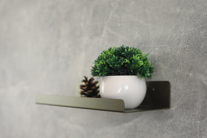 Floating-metal-shelf-home-decor-storage