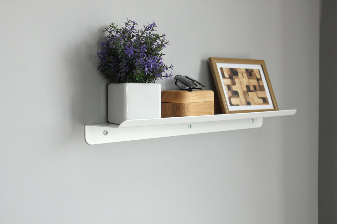 metal-shelf-modern-design-complements-any-decor