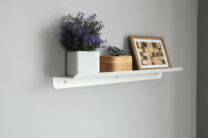 metal-shelf-modern-design-complements-any-decor