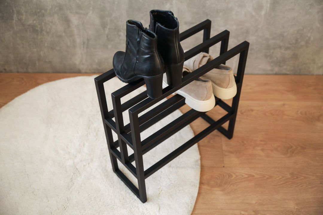 Compact-and-lightweight-metal-shoe-stand-for-easy-organization