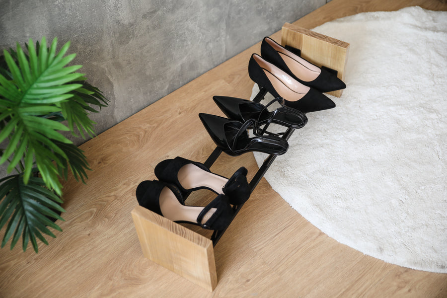 Modern-minimalist-shoe-rack-made-of-metal-and-wood-for-stylish-high-heels-Perfect-for-organizing-footwear-in-a-sleek-and-space-saving-way