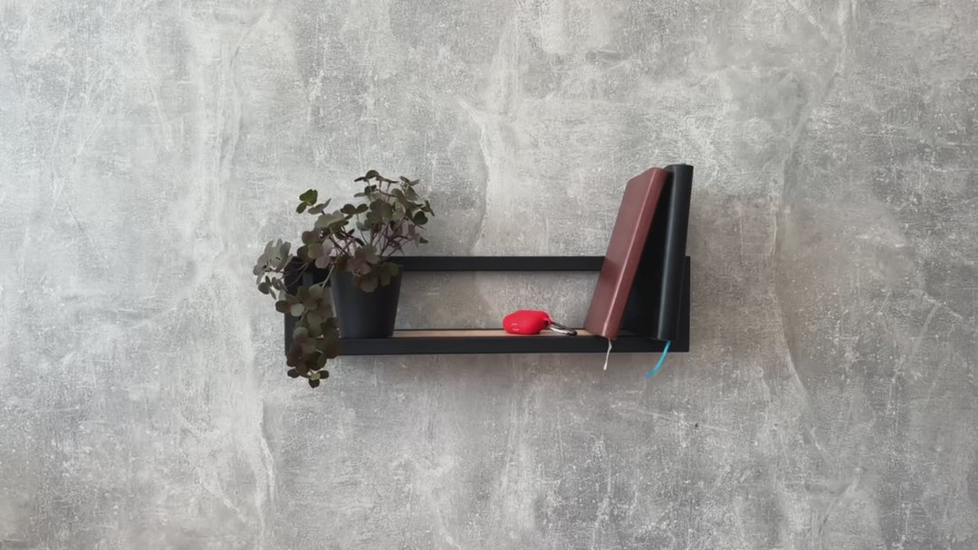 Industrial Wood & Metal Wall Shelf - Elegant Style