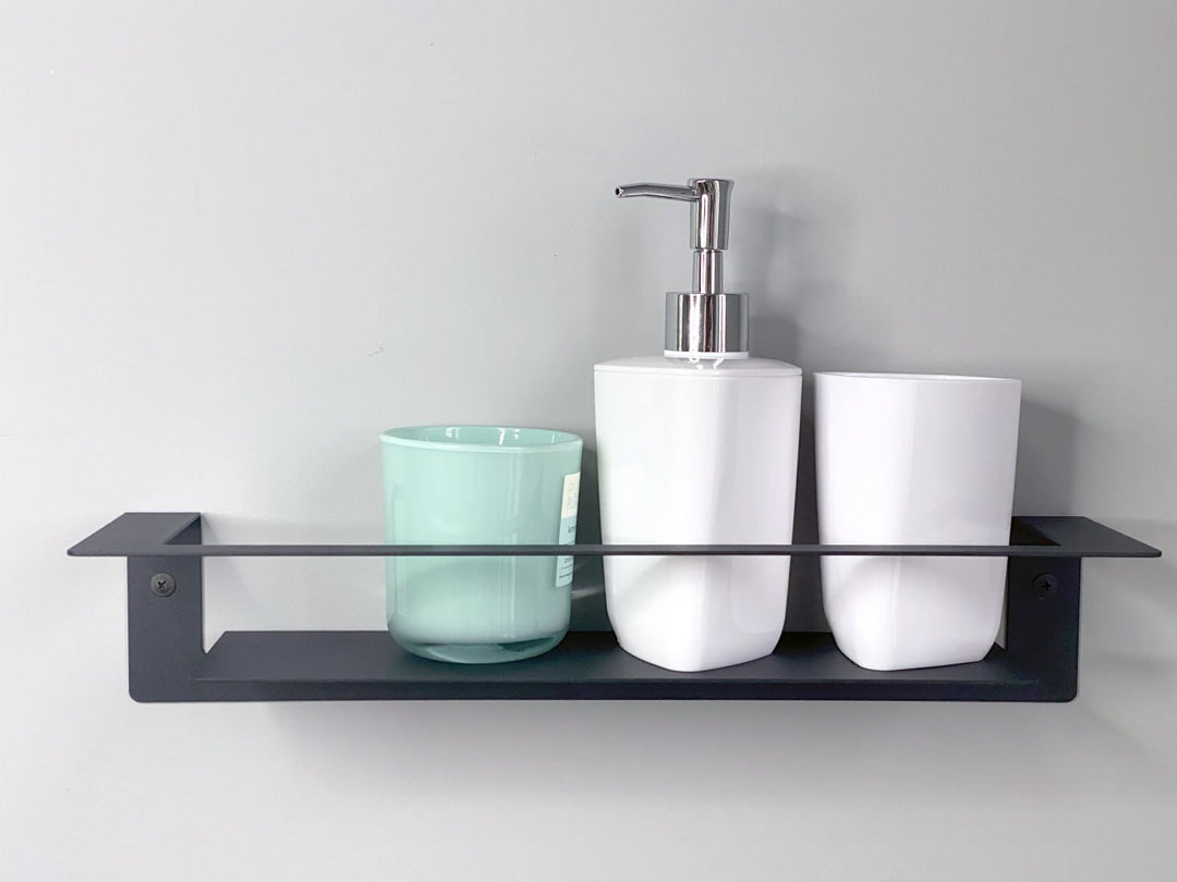 Minimalist-floating-shelf-for-bathroom-storage