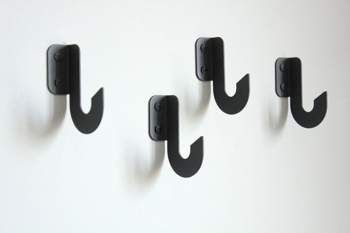 decorative-metal-hook-spiral-shape-for-your-interrior