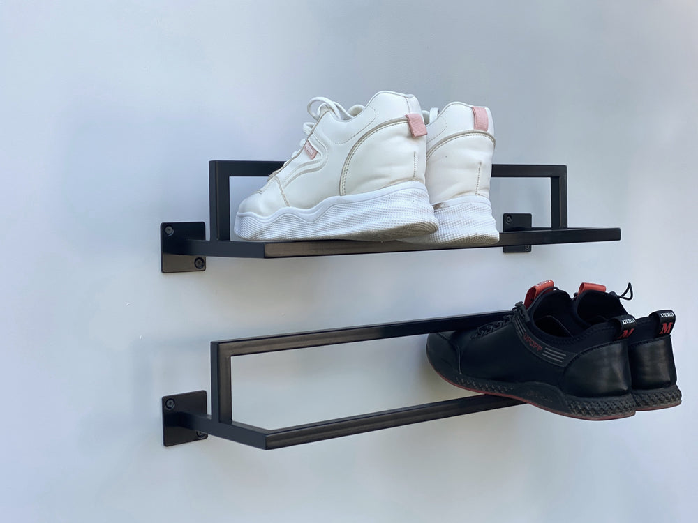 Modern-minimalist-shoe-shelf-made-of-high-quality-metal
