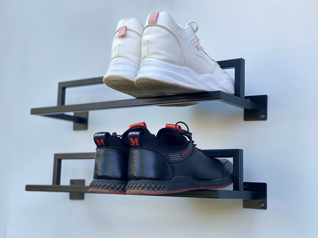 Modern-minimalist-shoe-shelf-made-of-high-quality-metal