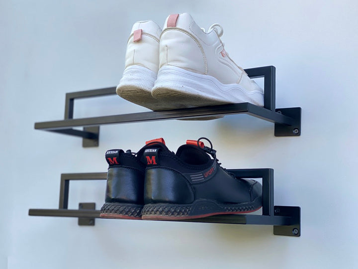 Modern-minimalist-shoe-shelf-made-of-high-quality-metal